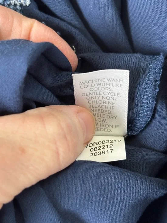 J. Jill Sleeveless Navy Embroidered Midi Dress Women’s XLP - Picture 9 of 9